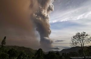 PH seismology bureau warns of volcanic tsunami if Taal’s intensity raised to 5