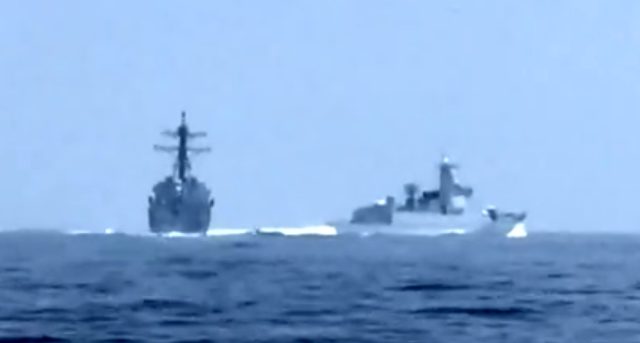 China-provokes-the-US-Navy-in-the-Taiwan-straits