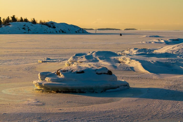 Estlink 2 Submarine Cable Suffers Unexplained Outage