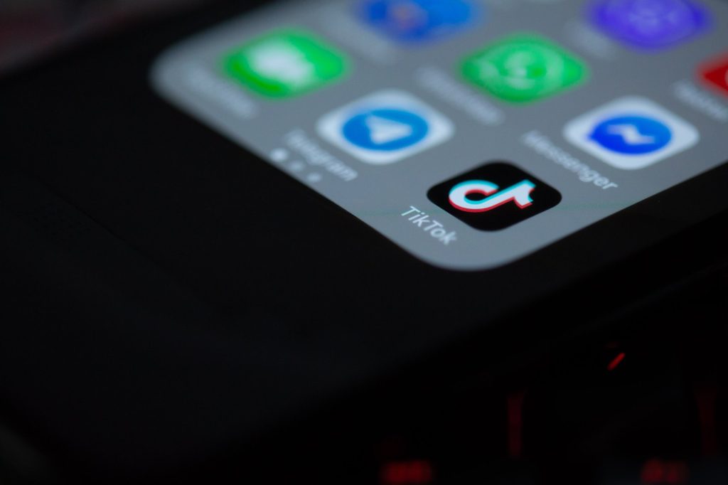 TikTok Suspends US Services Amid New Foreign App Legislation