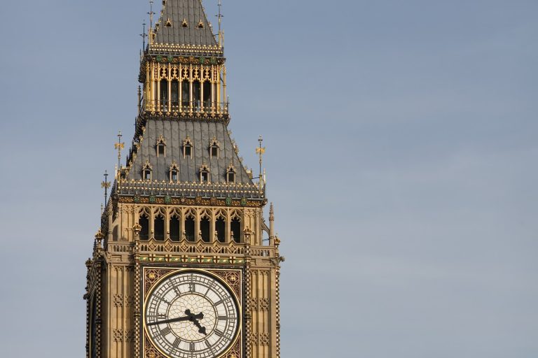 UK Websites Must Verify Age to Restrict Adult Content Online