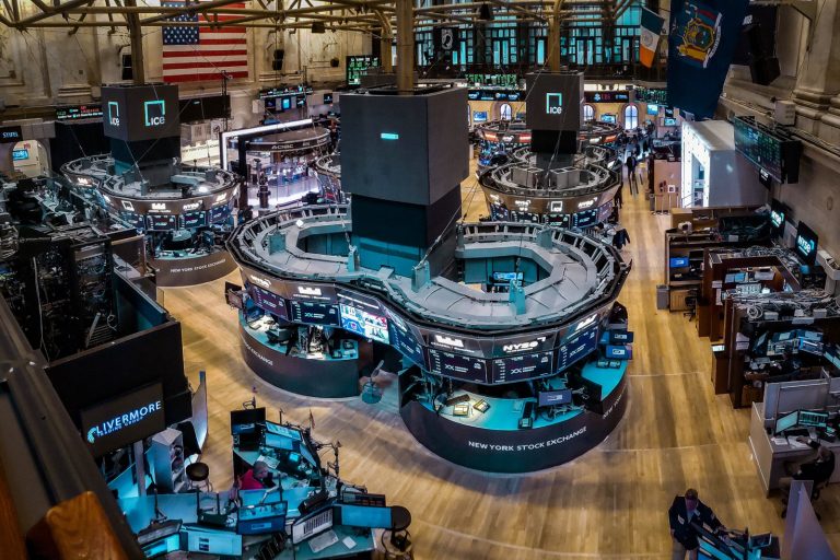 Crypto Leverage Crash Exposes Fragile $19 Billion Market Foundation