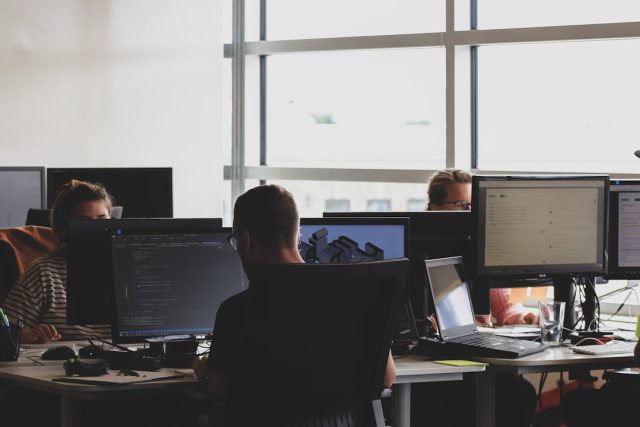Anthropic's Claude 2.1 Doubles Context Window to 200,000 Tokens for Greater Control Anthropic's Claude 2.1 interface displays a large text window processing a full codebase and legal contract simultaneously.