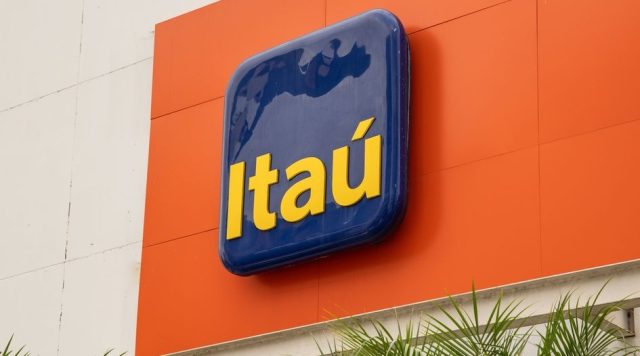 Ita Unibanco Cade Antitrust Investigation Itaú Unibanco headquarters building in São Paulo, Brazil, under investigation by CADE for broker fee collusion.