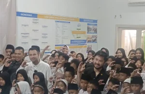 Raffi Ahmad: Indonesian TV celebrity supports orphanages Raffi Ahmad Orphanage Charity Indonesia