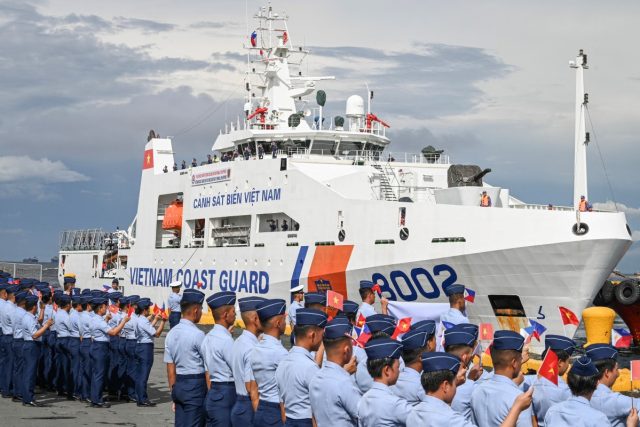 Vietnam Philippines Coast Guard South China Sea Philippine President Ferdinand Marcos Jr. and Vietnamese Prime Minister Phạm Minh Chính shaking hands at a signing ceremony in Hanoi on 30 August 2024.