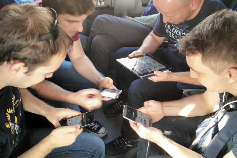 Lucky Hand Mining Launches Telegram Mini App with Gold Rush Gaming Strategy