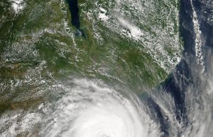 Floods Kill 100 Across Mozambique, South Africa, Zimbabwe Floods Kill 100 Across Mozambique, South Africa, Zimbabwe