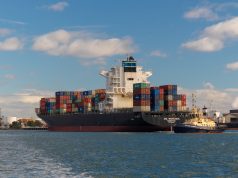 Trump Reveals Secret Navy Escort of 200 Ships Through Hormuz Trump Reveals Secret Navy Escort of 200 Ships Through Hormuz