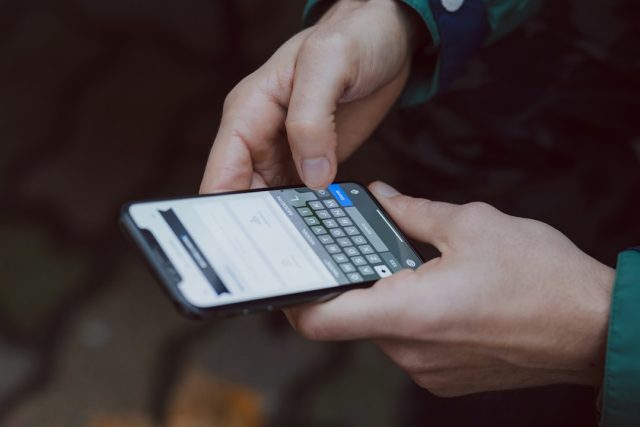 Apple's iOS 26 Unveils Liquid Glass Design, First Major Visual Overhaul Since 2013 Apple iOS 26 Liquid Glass interface on an iPhone, showing glossy transparent icons and fluid motion.