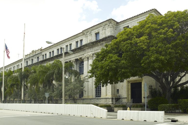 Ex-Coral Gables attorney starts 10-year term for crypto fraud