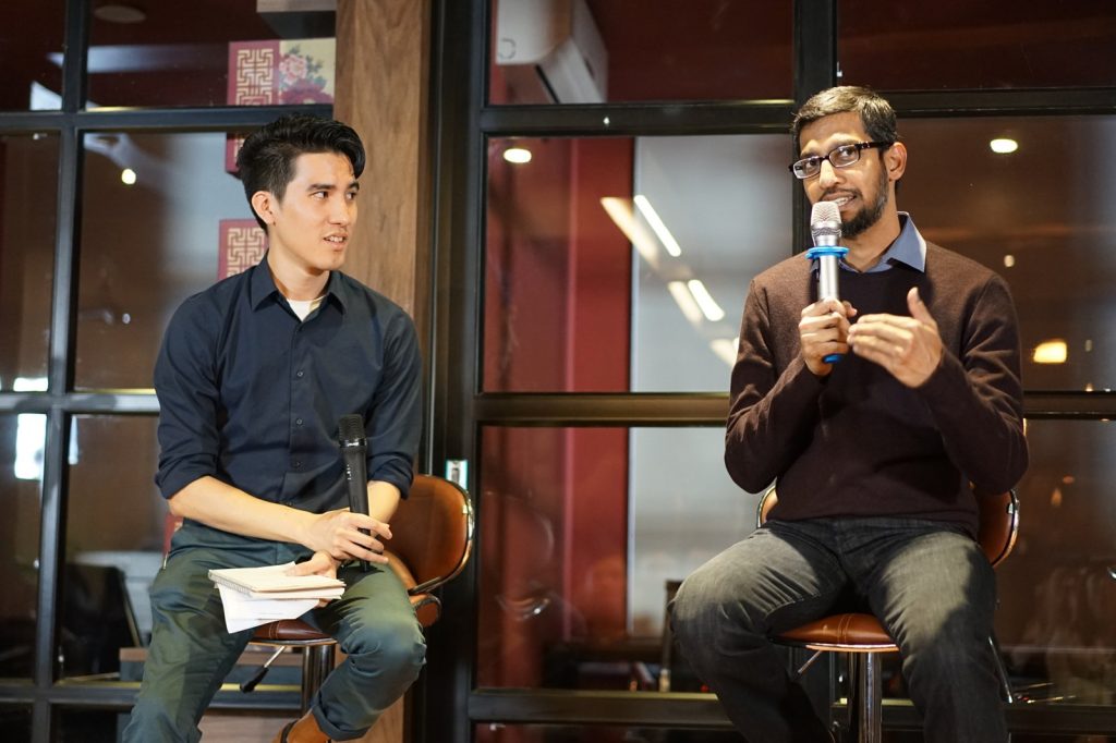 Google Stock Drops After Top AI Scientists Defect to Rival Firms