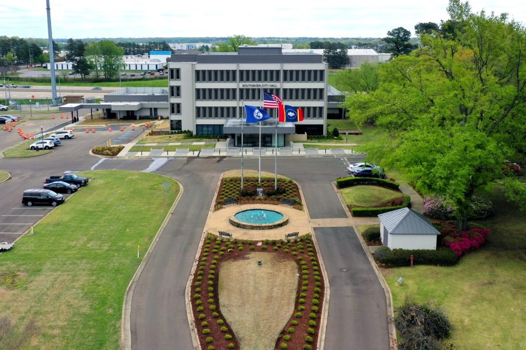 Data Center Growth Boosts Mississippi Economy, Noncompliance Costs Loom