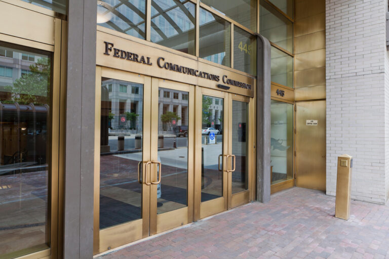 FCC Weighs Exemption for Satellite Systems in Environmental Reviews