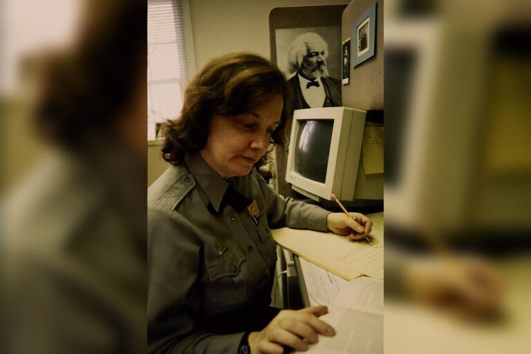 New Mexico Job Growth Falls Below 1% as Federal Cuts Offset Gains