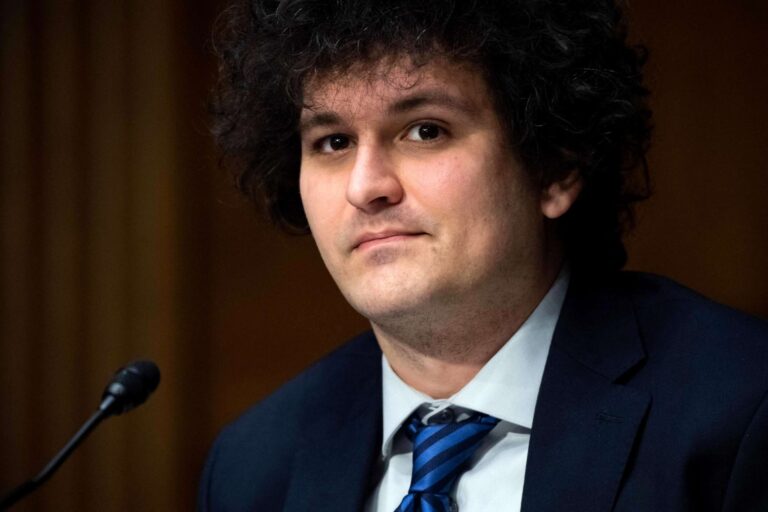 Bankman-Fried Crypto Fraud Trial Resumes in New York