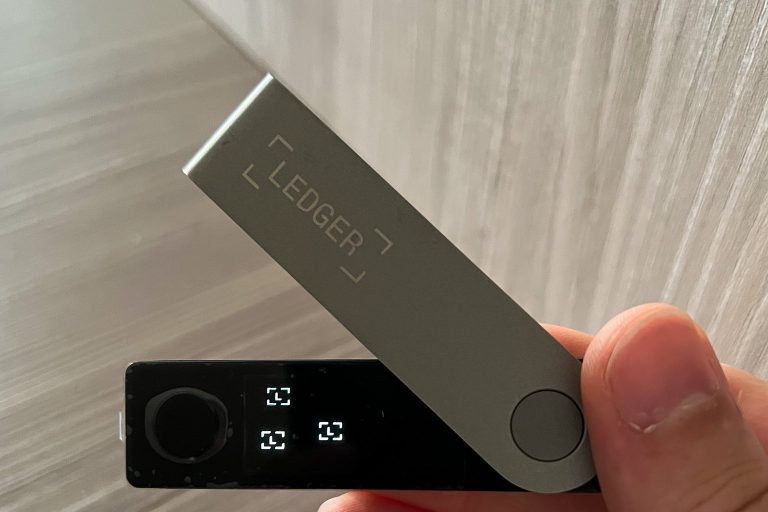 Ledger Spy Chip Exploit Drains Scammer’s $4.9M CryptoBilis Wallets