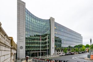 How the GENIUS Act Mandates 1:1 Reserves and Strict Compliance for Crypto Platforms