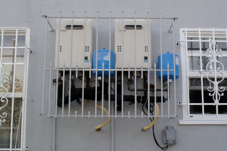 Bitcoin Miners Adapt Cooling Tech for Residential Spas and Water Heaters
