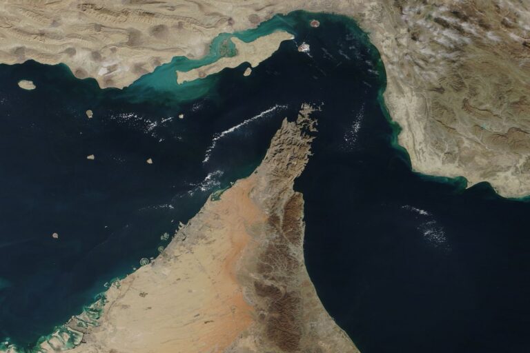 IRGC Navy Threatens to Sever Hormuz Cables Amid Escalating Gulf Tensions