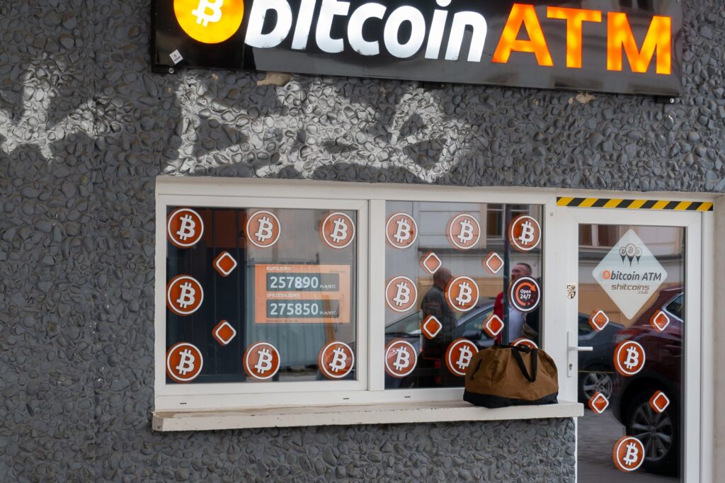 MARA Moves 1,000 BTC to Exchanges Amid Miner Revenue Drop and Energy Deal